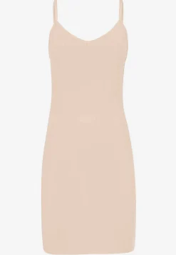 Alusmekko muotoilueffektillä