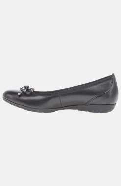 Ballerinat rusettiyksityiskohdalla