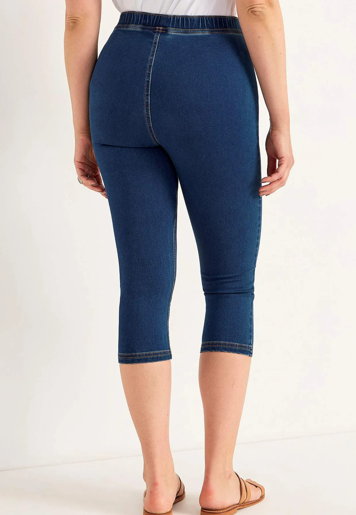 Caprileggingsit denimistä
