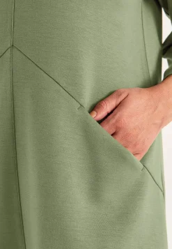 Hyvin pehmeä trikootunika taskuilla