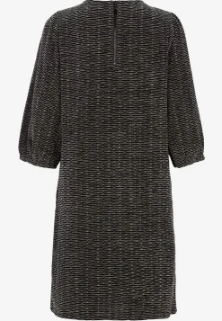 Jacquard-neuloksinen mekko taskuilla