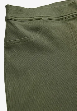 Joustavat leggingsit