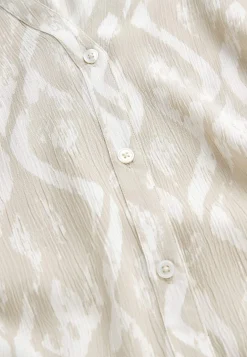 Kreppinen mekko