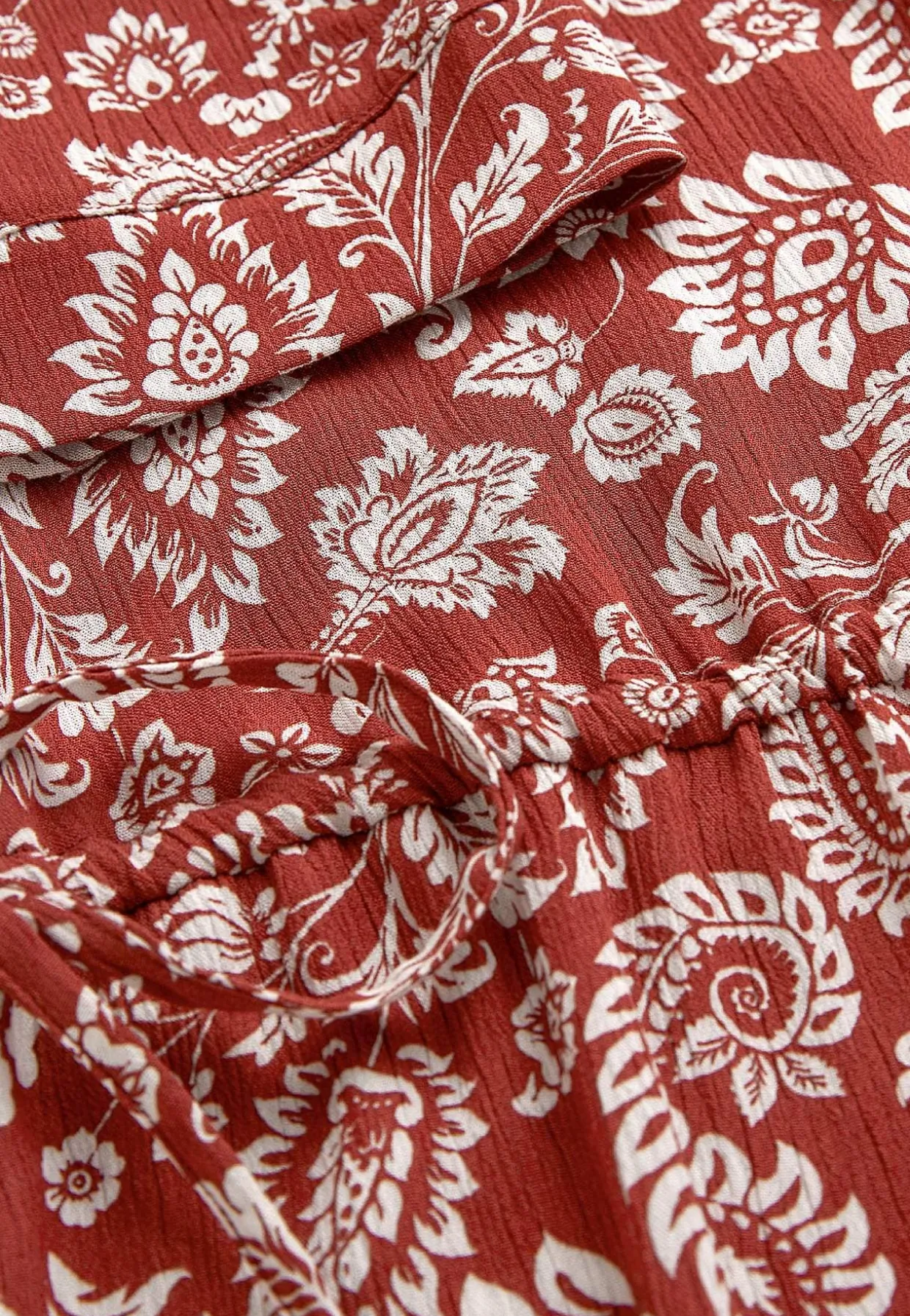 Kreppinen mekko