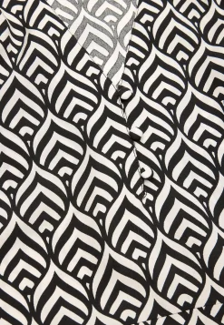 Kuviollinen mekko