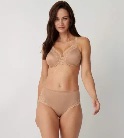 Ladyform Soft minimizer-rintaliivi Triumph-tuotemerkiltä Ladyform Soft