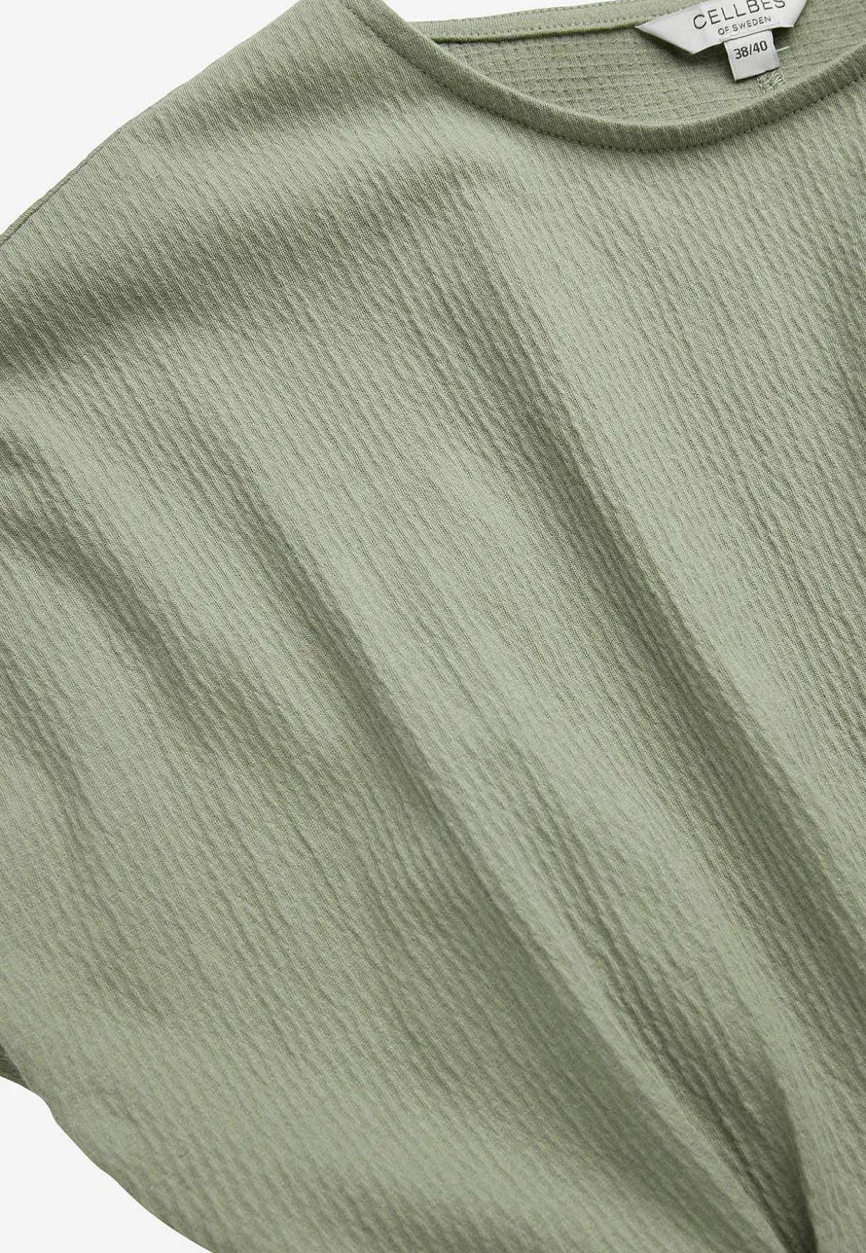 Mekko rypytetystä puuvillajersey-kankaasta