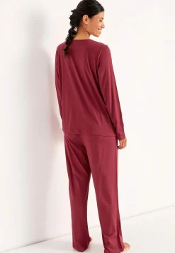 2-osainen pyjama pitsireunalla