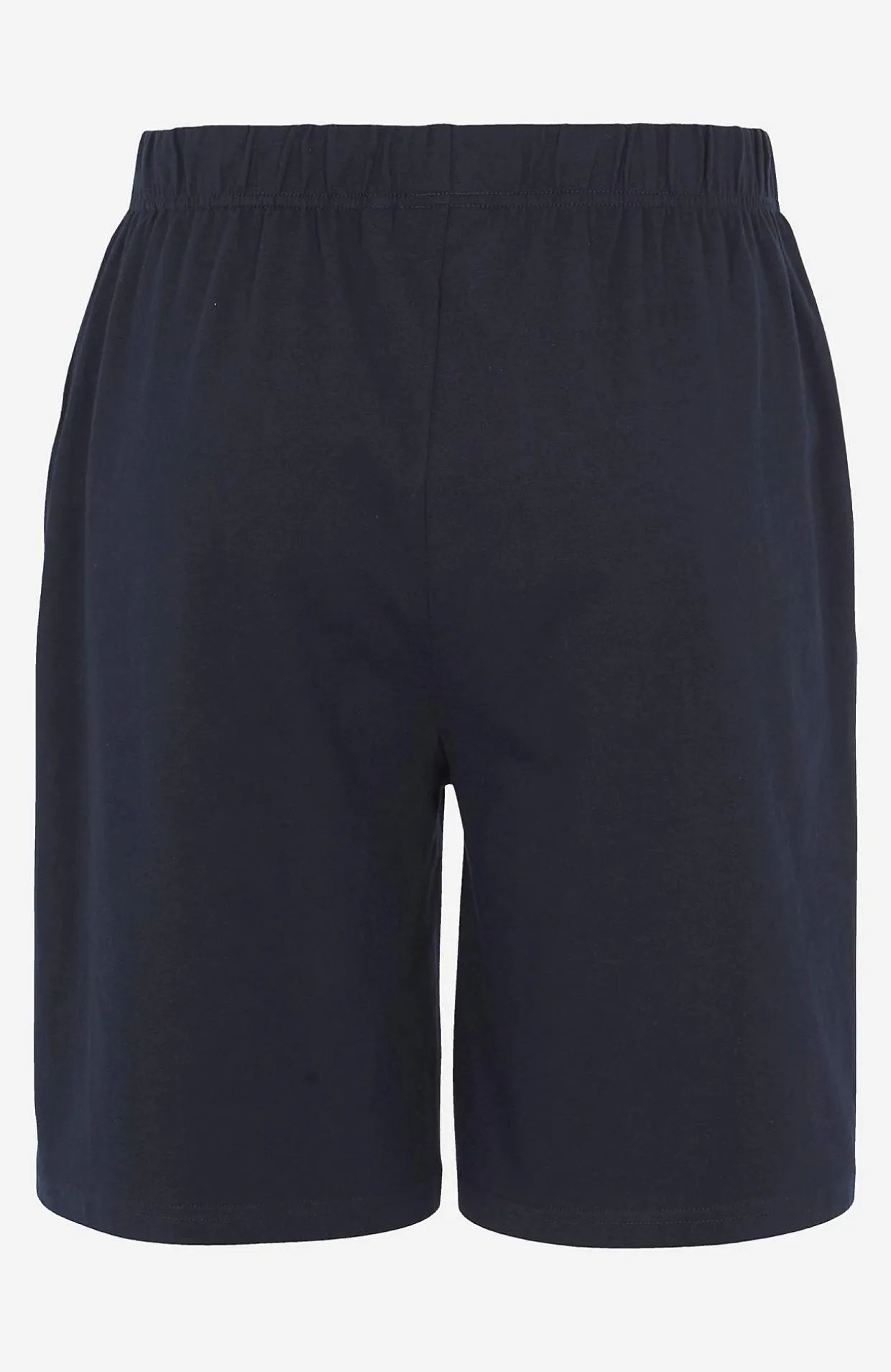 Pyjamasetti T-paidalla ja shortseilla