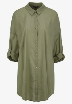 Rantapaita taitettavilla hihoilla