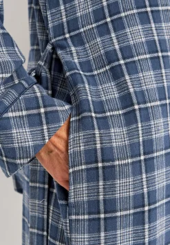 Ruudullinen aamutakki flanellista