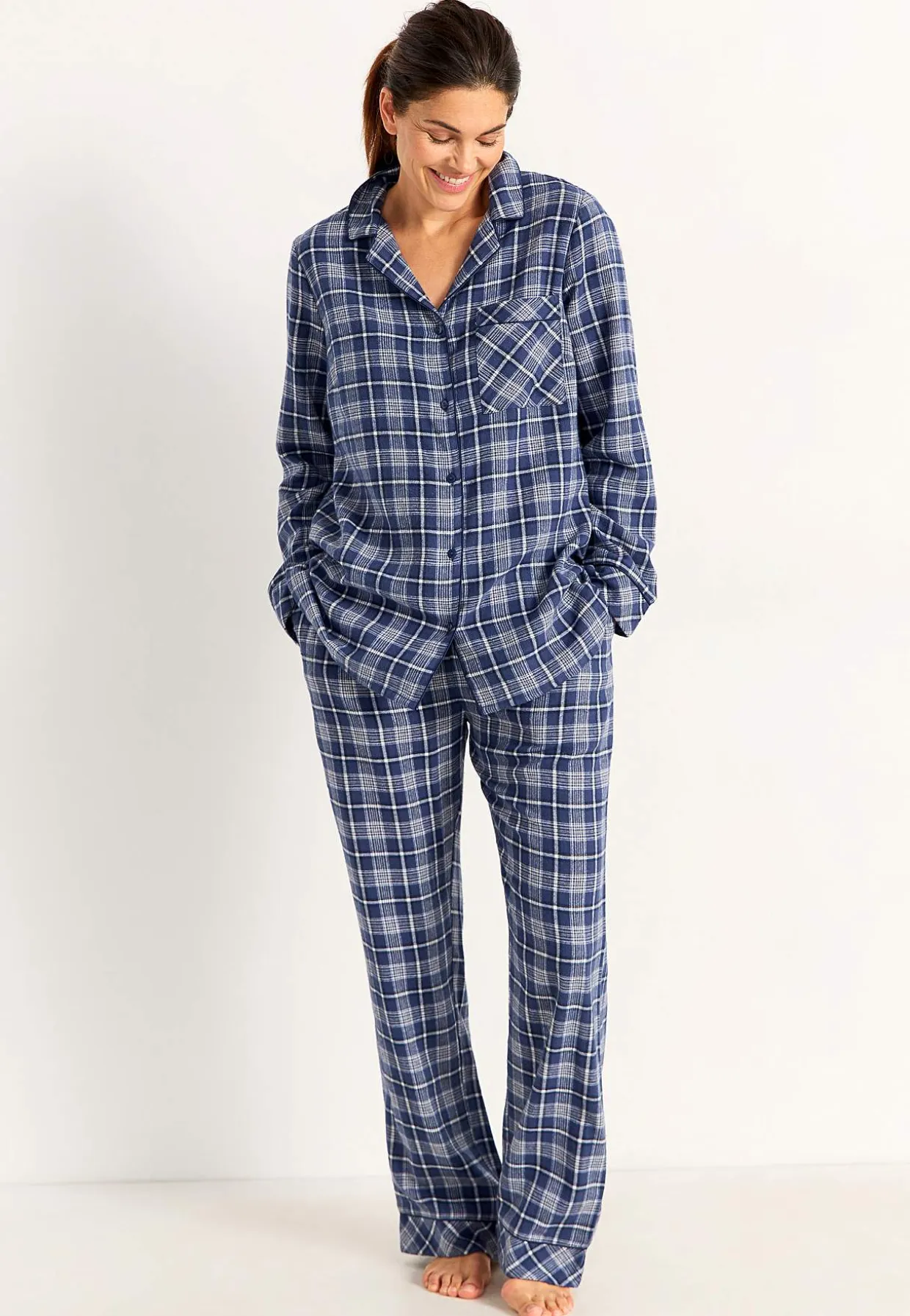 Ruudullinen pyjama flanellista