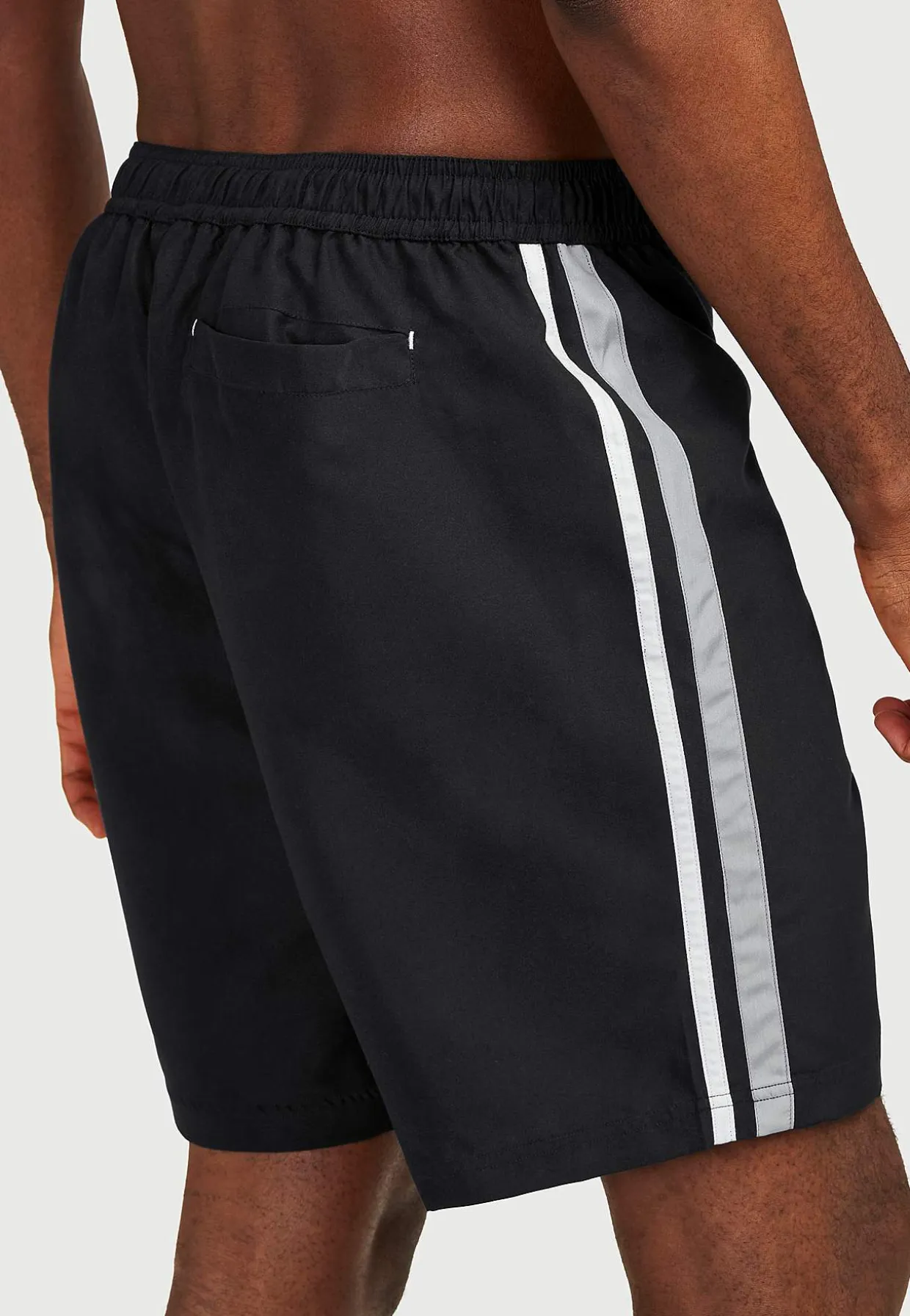 Sporttiset uimashortsit