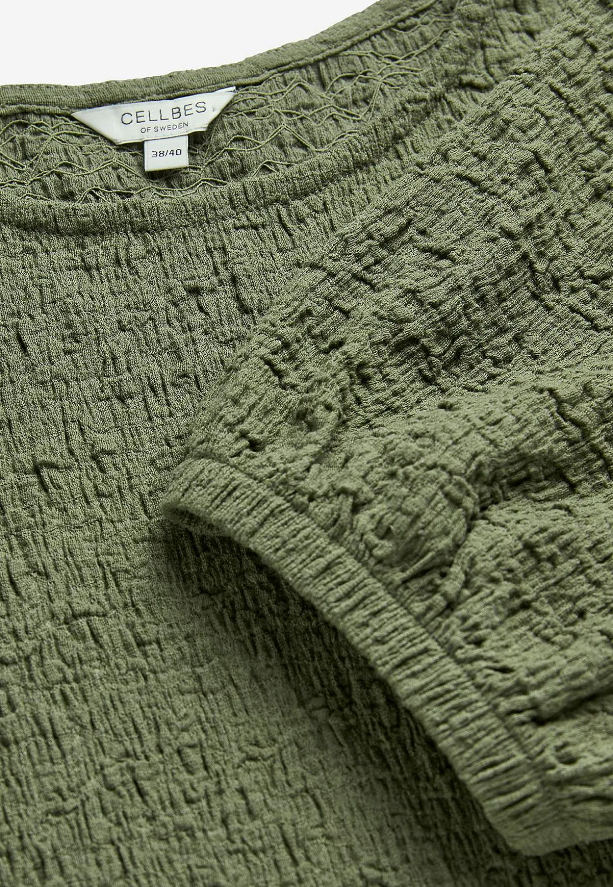 Trikoomekko rakenteella